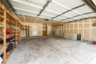 805 Chiselpoint Cv — Photo 36