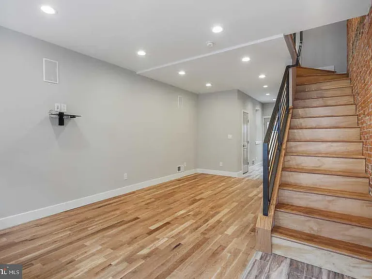 2444 Harlan St — Photo 3