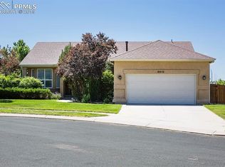 6613 Dream Weaver Dr, Colorado Springs, CO 80923