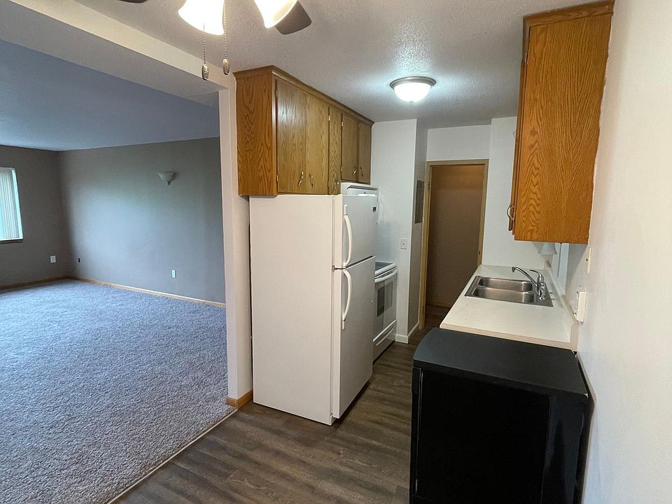 1st image of 115 Echo St #408