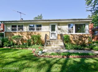 414 Vassar Ln, Des Plaines, IL 60016