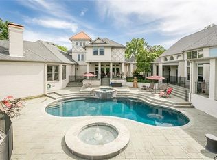 8 Woodland Dr, Mansfield, TX 76063
