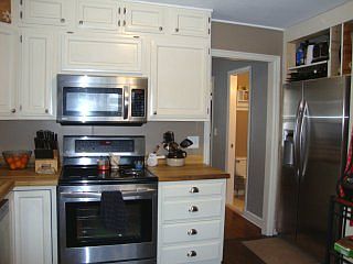 3rd image of 9 Prospect Ave