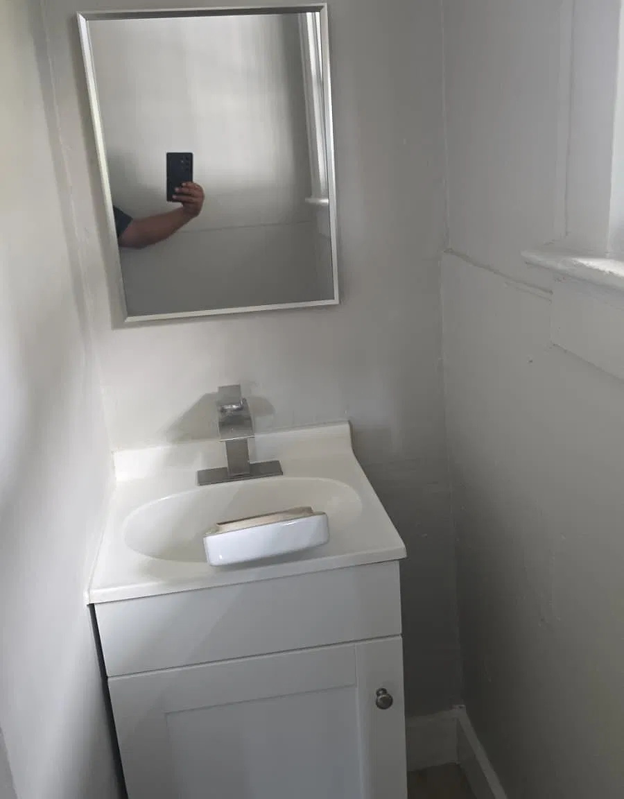 1 bed, $900 — Photo 2