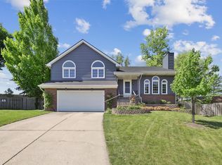 1236 NW 108th Cir, Clive, IA 50325