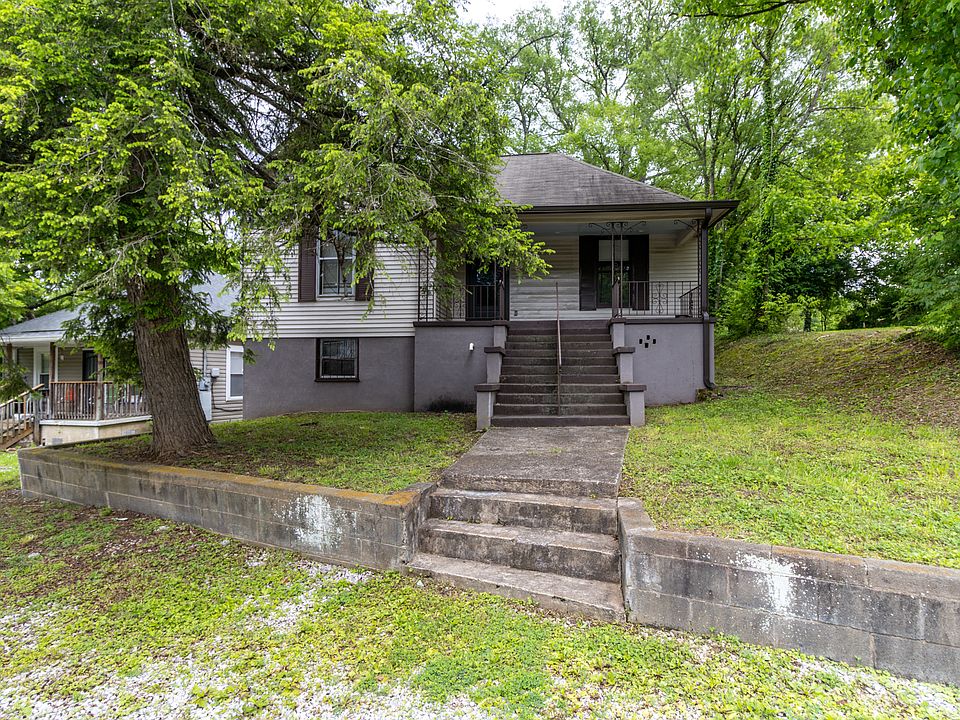 1st image of 2418 Selma Ave