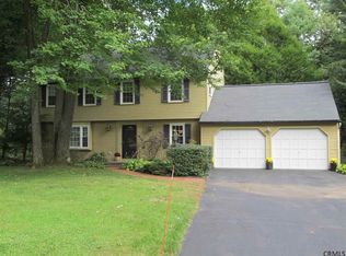 28 Darnley Grn, Delmar, NY 12054