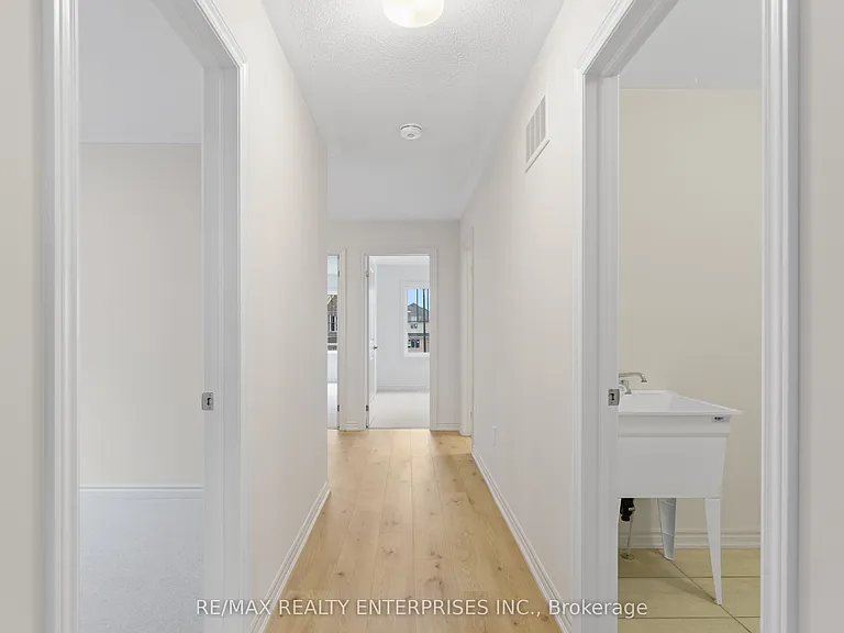 1114 Denton Dr — Photo 24