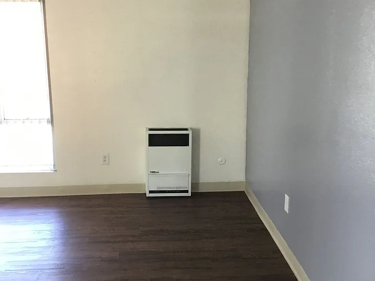 Vista Bella Apartment Homes — Photo 20