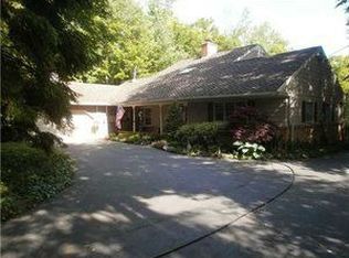 7907 Hywood Dr, Hamburg, NY 14075