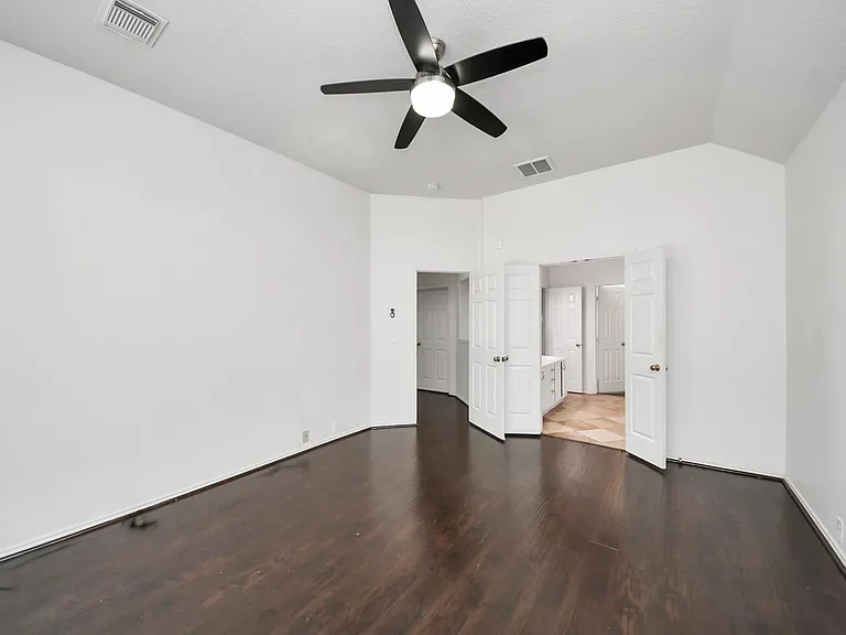 20510 Pioneer Bend Ct — Photo 22