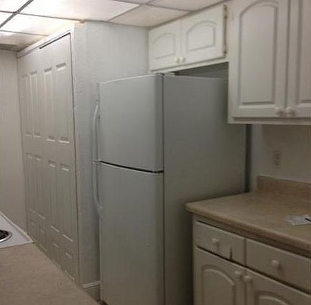 5th image of 4441 Treehouse Ln #A