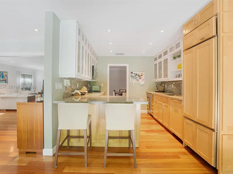 412 Gerona Ave — Photo 11