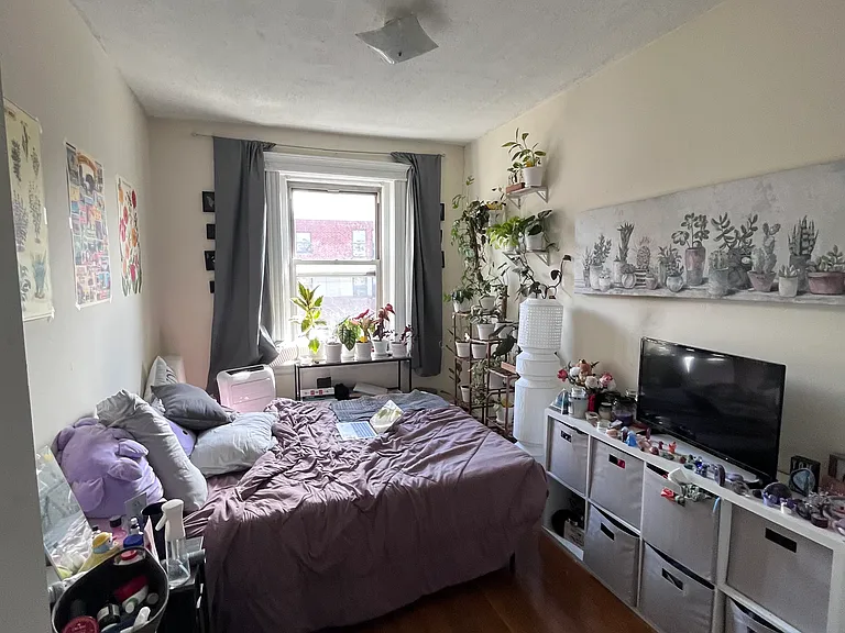 37 Queensberry St #17 — Photo 8