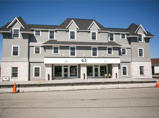 62 Wave Ave UNIT 4, Middletown, RI 02842