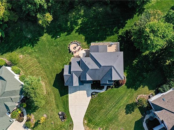 3rd image of 3366 Northbrooke Cir
