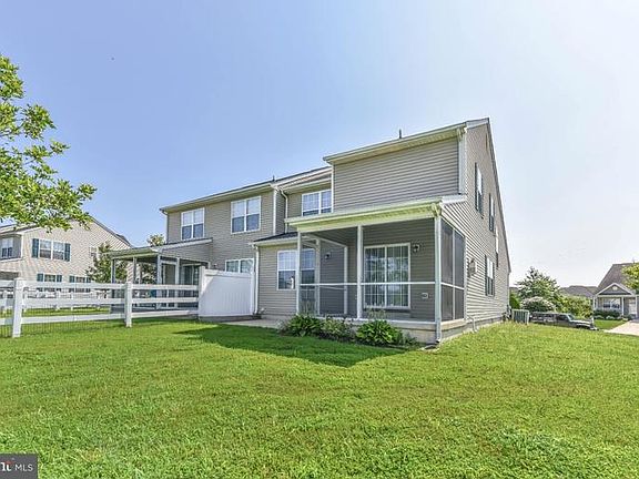 2nd image of 255 Avonbridge Dr