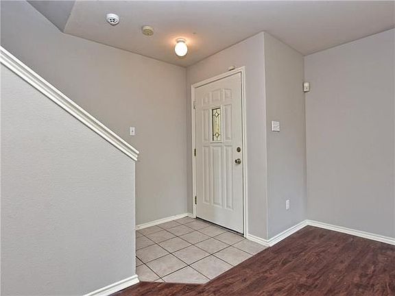 5th image of 4015 Ayala Dr