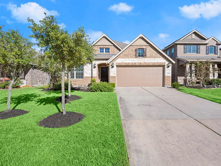 2939 Twin Cove Ct — Photo 33