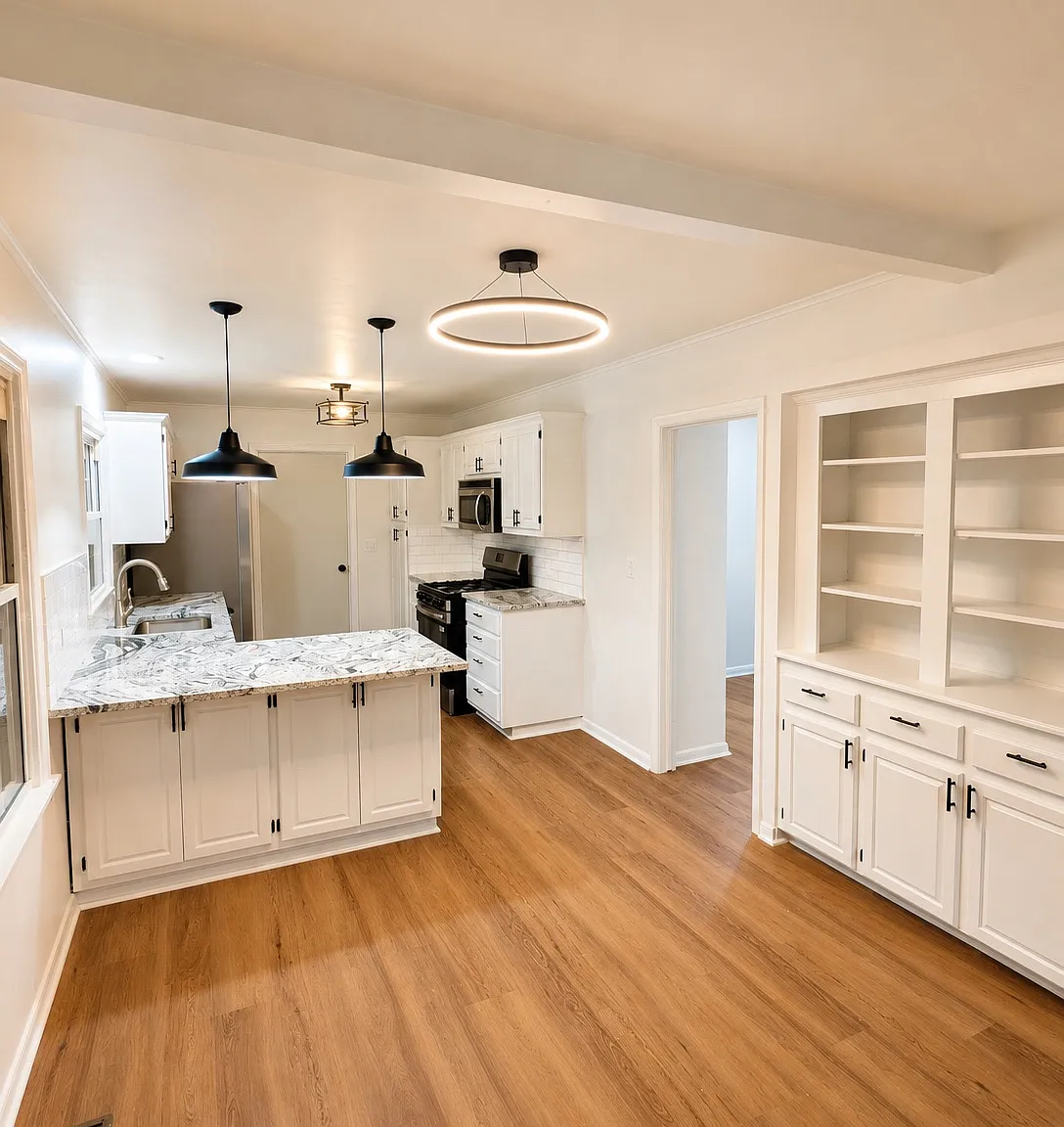 5 bed, 2398 sqft, $2,479 — Photo 4