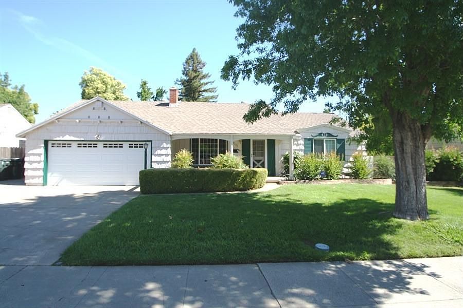 1st image of 4621 Cottage Way