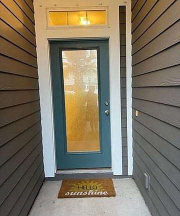 2nd image of 219 Servia Dr