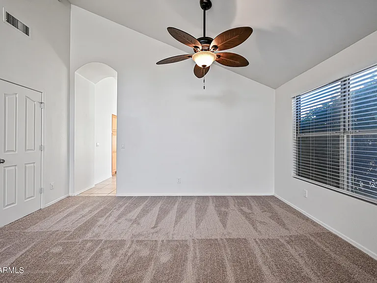 7160 E Lindner Ave — Photo 5
