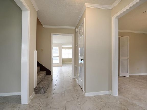 5th image of 12011 Laneview Dr