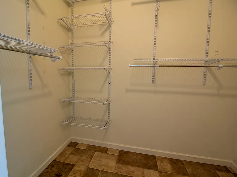 918 Harold Ave #918 — Photo 30