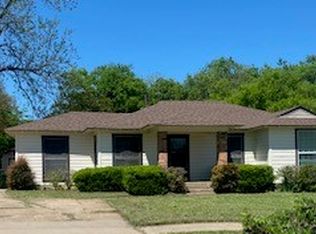 305 Buhler Dr, Garland, TX