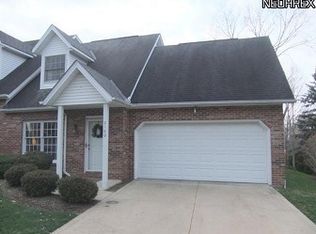 2160 Jennifer St, Akron, OH 44313