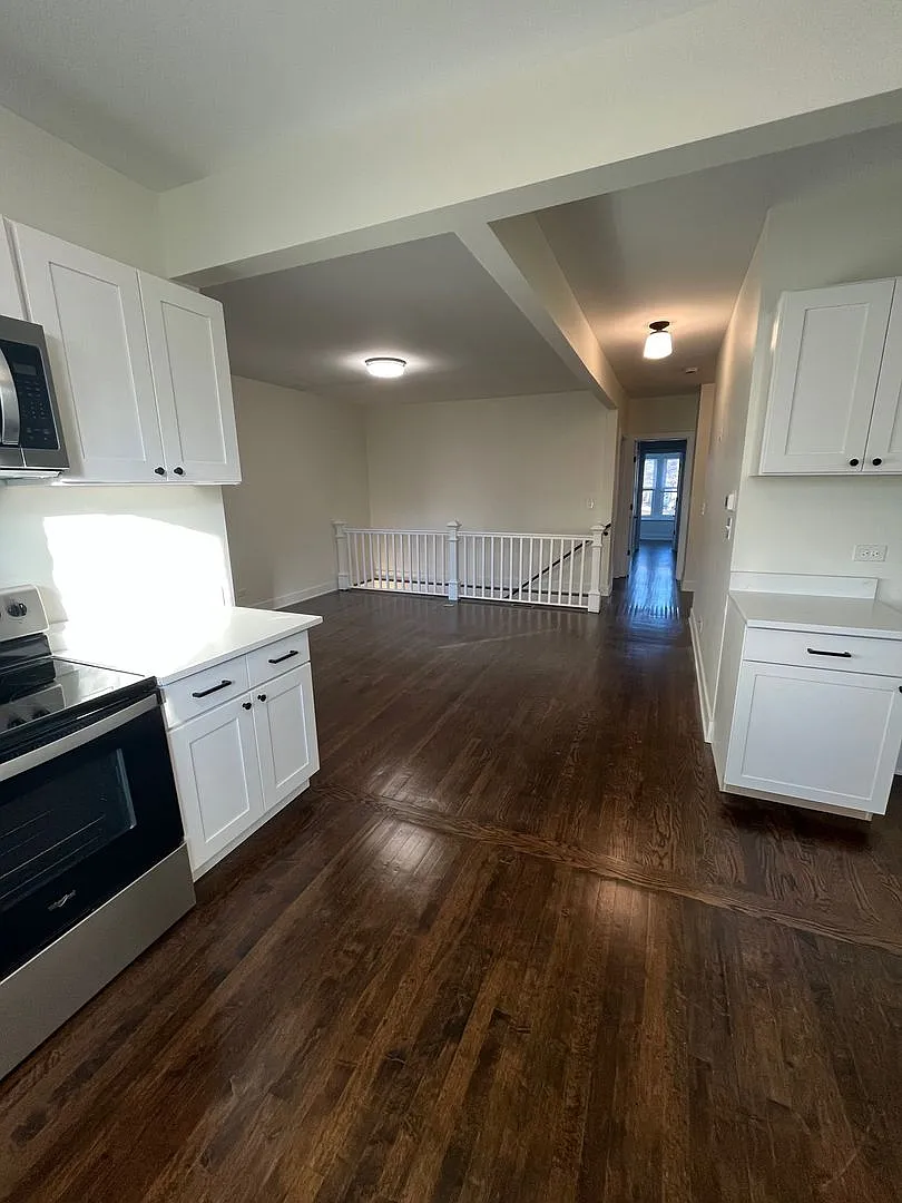 Newley Renovated Duplex — Photo 4