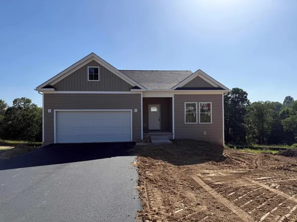 6131 Dudley Ferry Rd, Radford, VA 24141