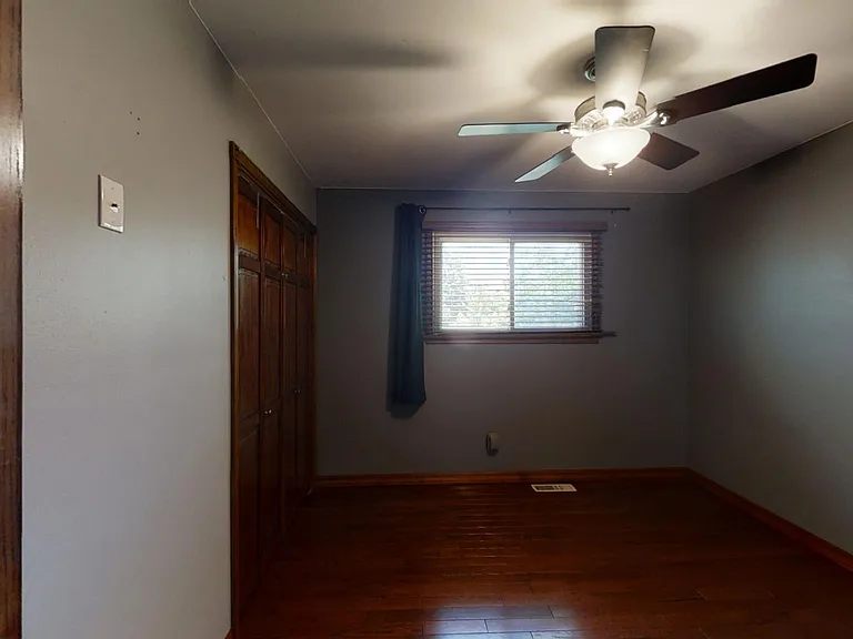 4217 Glen Oaks Dr — Photo 3