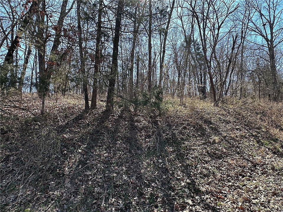 1st image of Winsford Cir #6