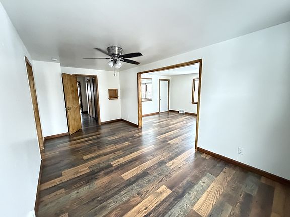 4th image of 107 S Duluth Ave #2