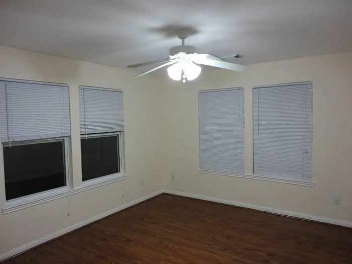 1 bed, 150 sqft, $750 — Photo 4
