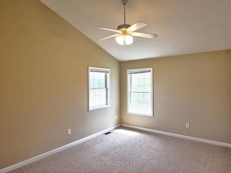 2760 E Bressingham Way — Photo 10