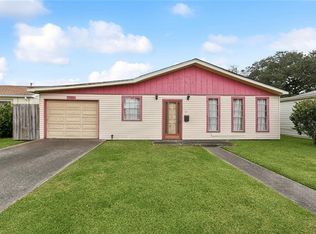 917 Franklin Ave, Harahan, LA 70123