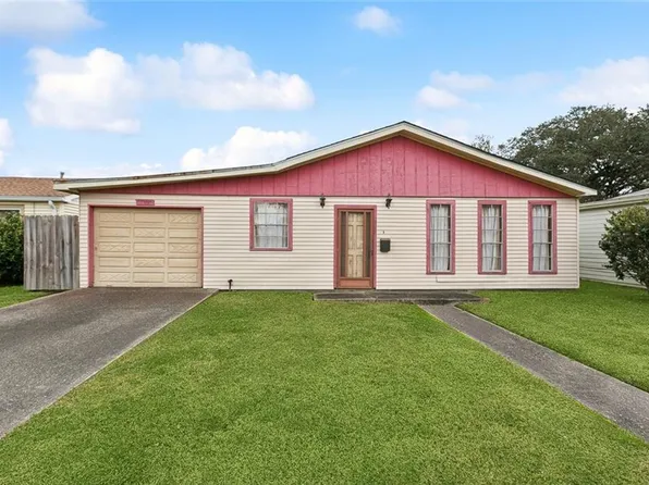 917 Franklin Ave, Harahan, LA 70123