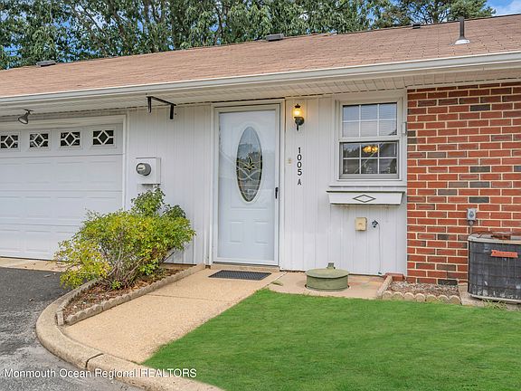 4th image of 1005 A Aberdeen Drive