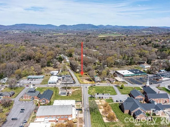 24 7th St NW, Taylorsville, NC 28681