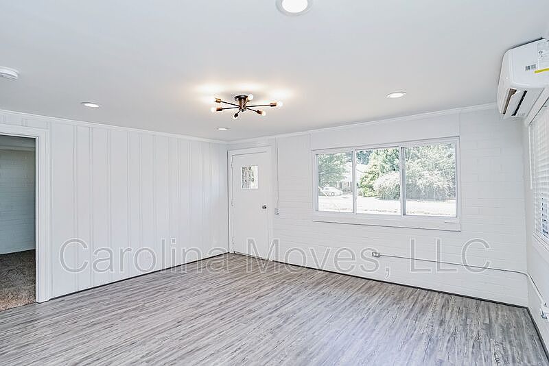 201 Brushy Creek Rd, Taylors, SC 29687 Zillow