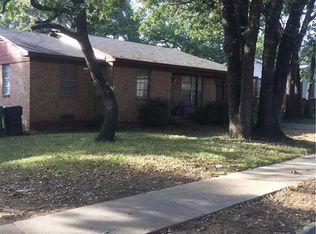 2114 Mercedes Rd, Denton, TX 76205