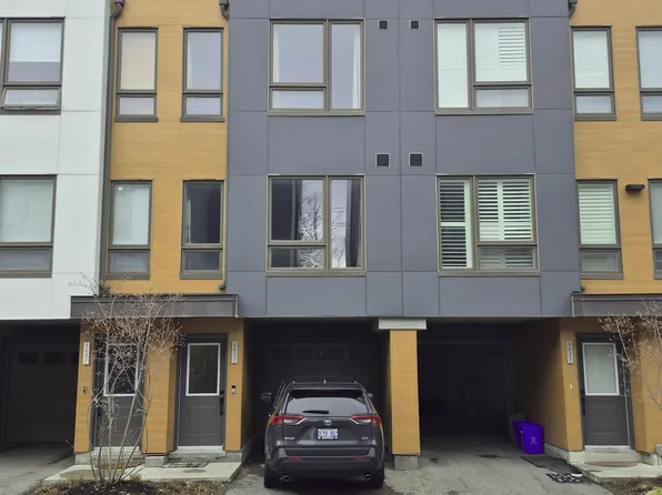 1635 Pleasure Valley Path, Oshawa, ON L1G 0E3