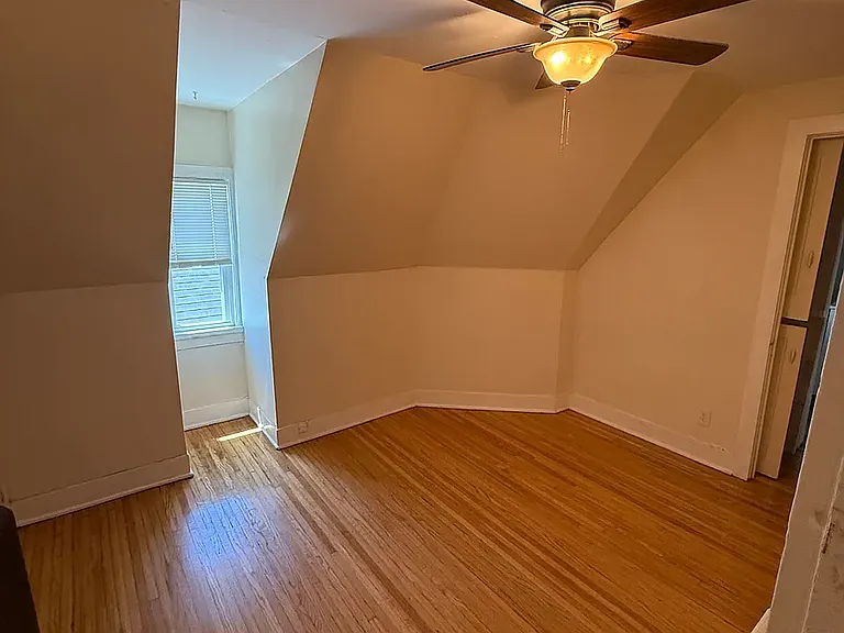 42 Rowley St #7 — Photo 10