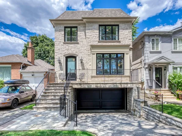 220 Joicey Blvd, Toronto, ON M5M 2V5