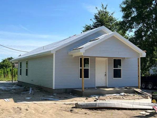404 Patterson St, Trumann, AR 72472