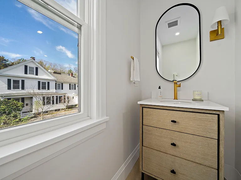 144 Linden St #2 — Photo 18