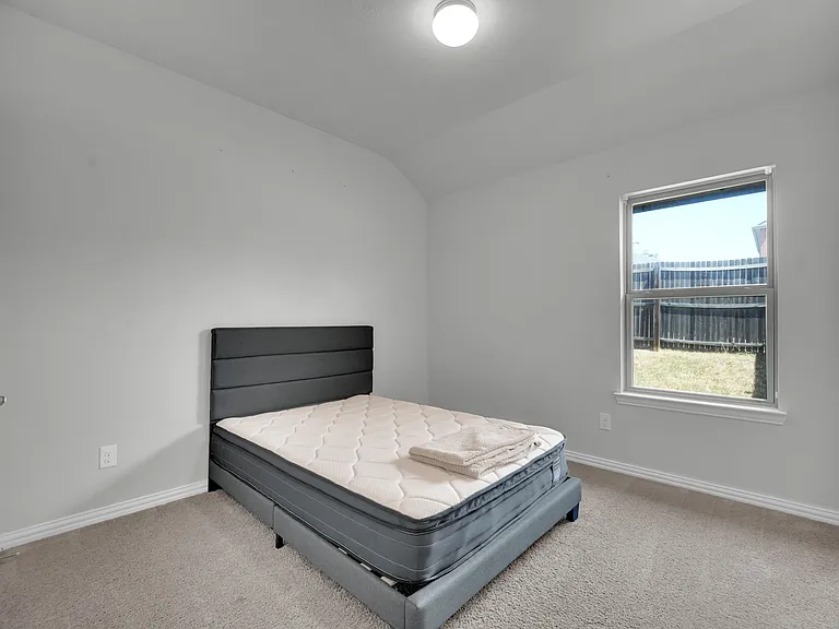 5165 Glen Eden Dr — Photo 13
